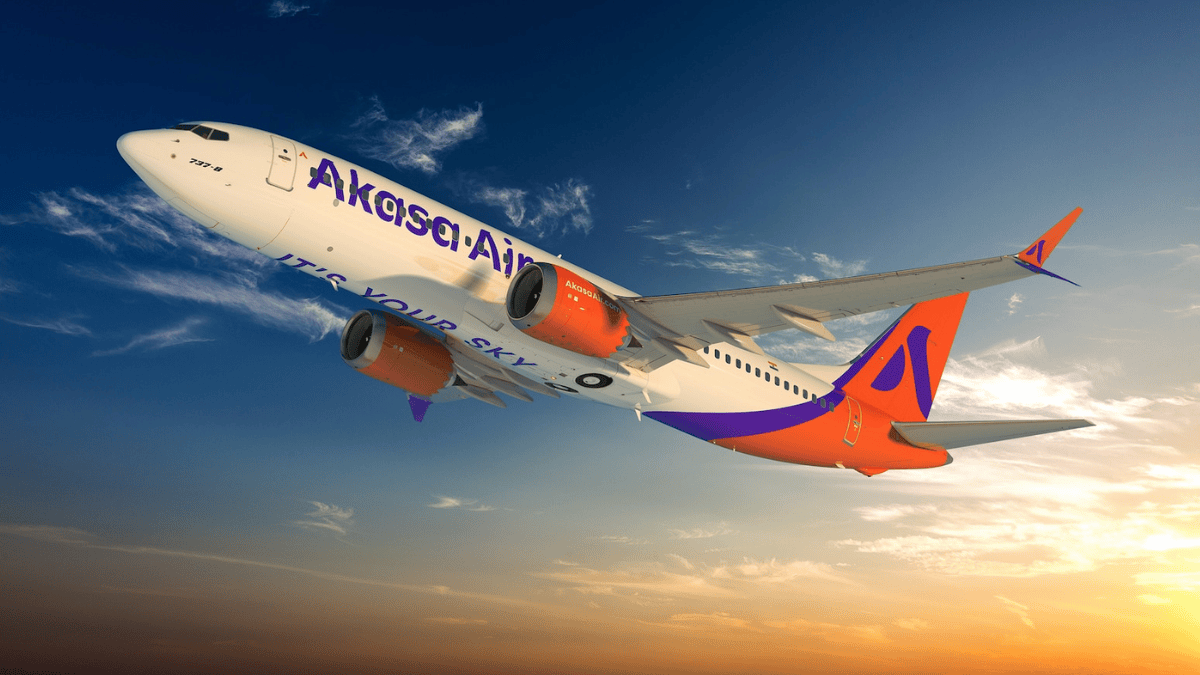 Akasa Air: आकासा एयर पर मंडराया मुश्किलों का पहाड़, अचानक 43 पायलटों ने दिया इस्तीफा; प्रतिदिन 24 प्लाइट हो रही कैंसल