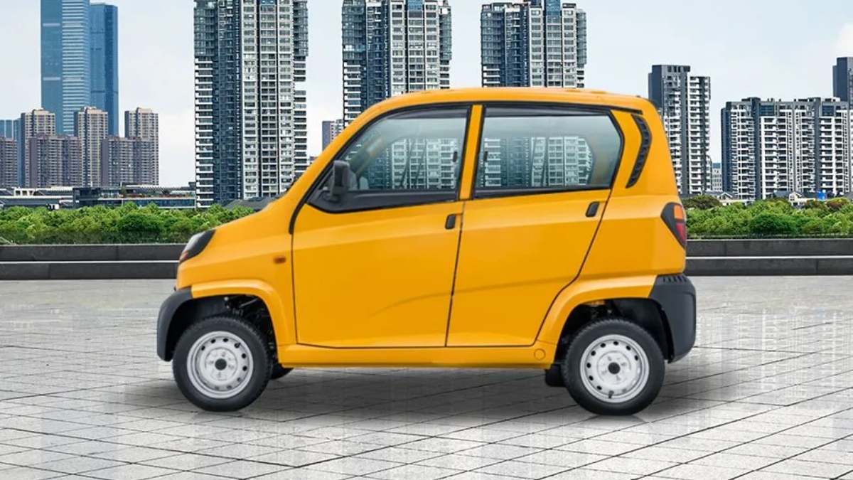 2023 Bajaj Qute electric car