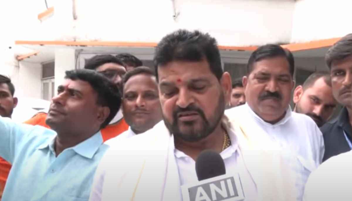 Brij bhushan Sharan Singh on Uday Nidhi Stalin Santana Row Statement Brij bhushan Sharan Singh on Uday Nidhi Stalin Santana Row Statement