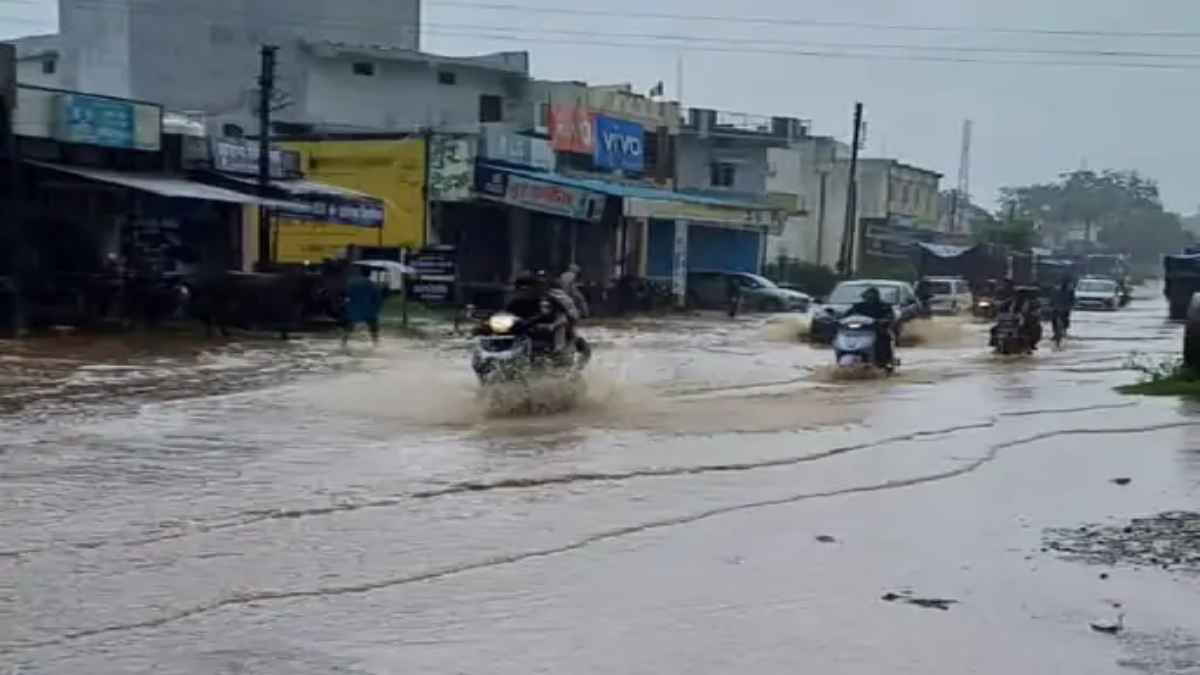 Chhattisgarh: आकाशीय बिजली गिरने से 3 महिलाओं की मौत, सरगुजा, जशपुर समेत 10 जिलों में अलर्ट जारी