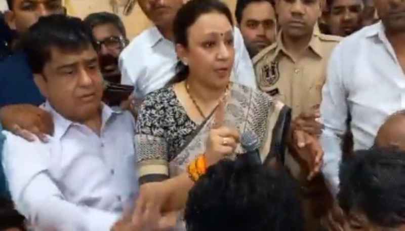 Congress Leader Angry On Bharat Mata Ki Jai Slogan