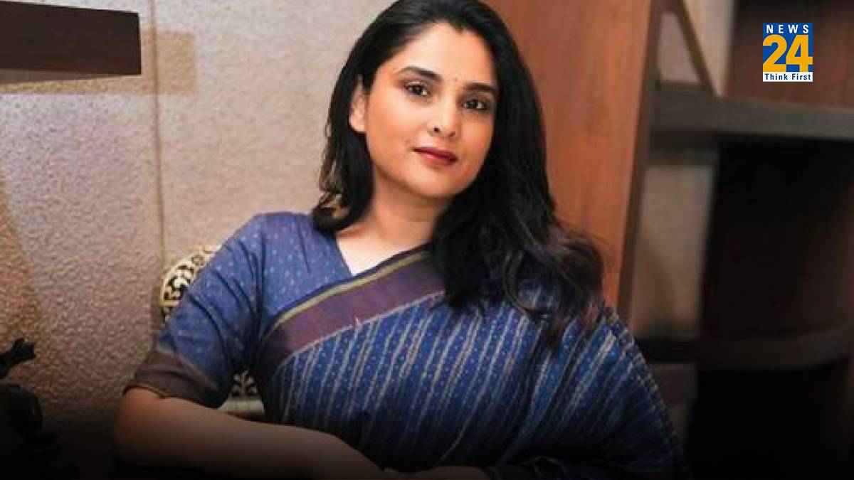 Divya Spandana cardiac arrest Death Rumours