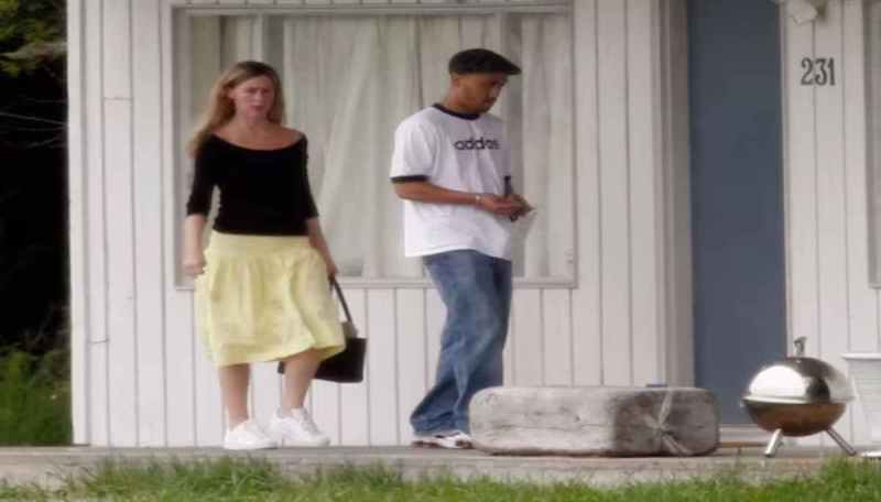 Female Teacher Married Student After Romance