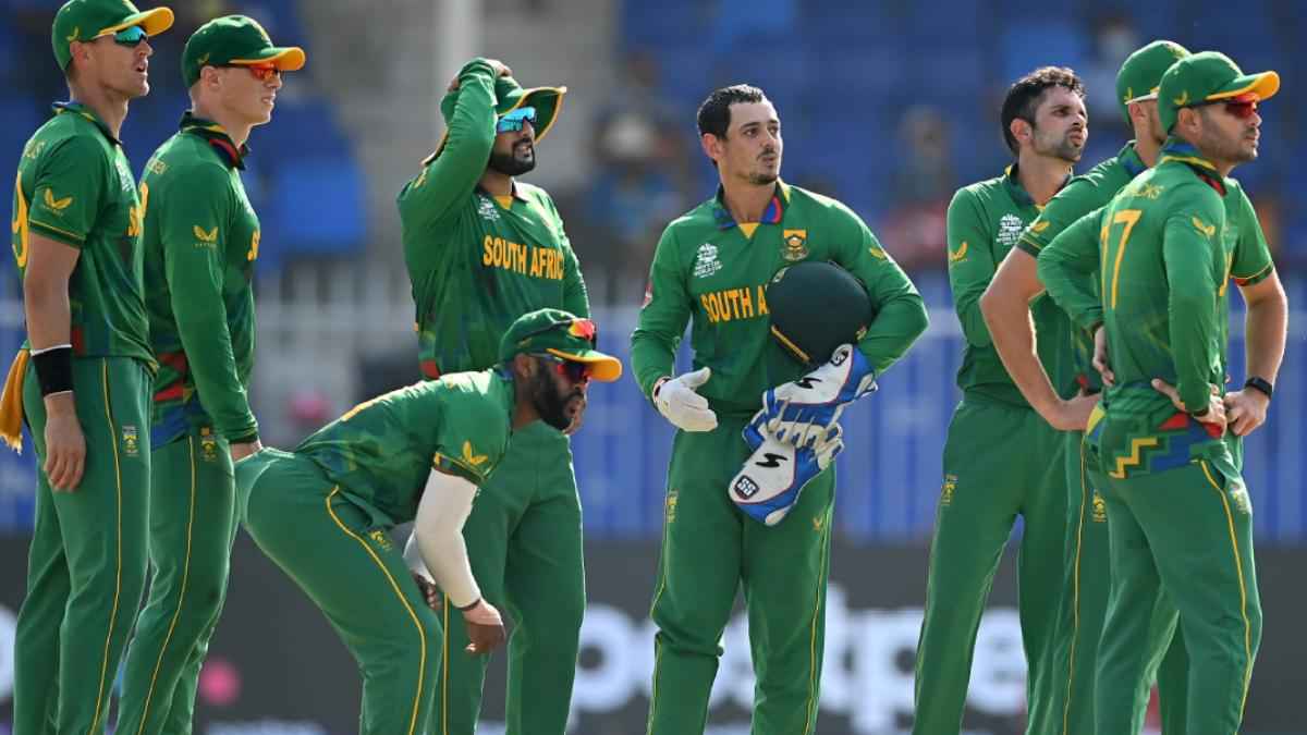 साउथ अफ्रीका को लगा दोहरा झटका, 2 धाकड़ खिलाड़ी World Cup से हुए बाहर