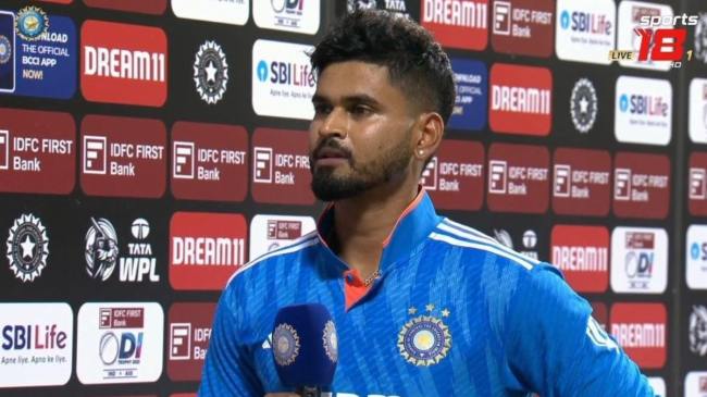 IND vs AUS Shreyas Iyer Wins Hearts Saying There is No Chance on Stealing No 3 Spot From Virat Kohli