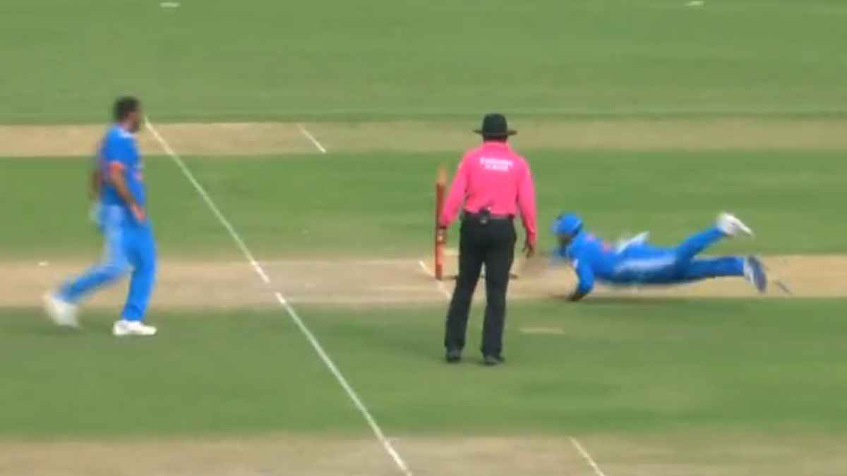 IND vs AUS Suryakumar Yadav Run Out Cameron Green Stunning Throw