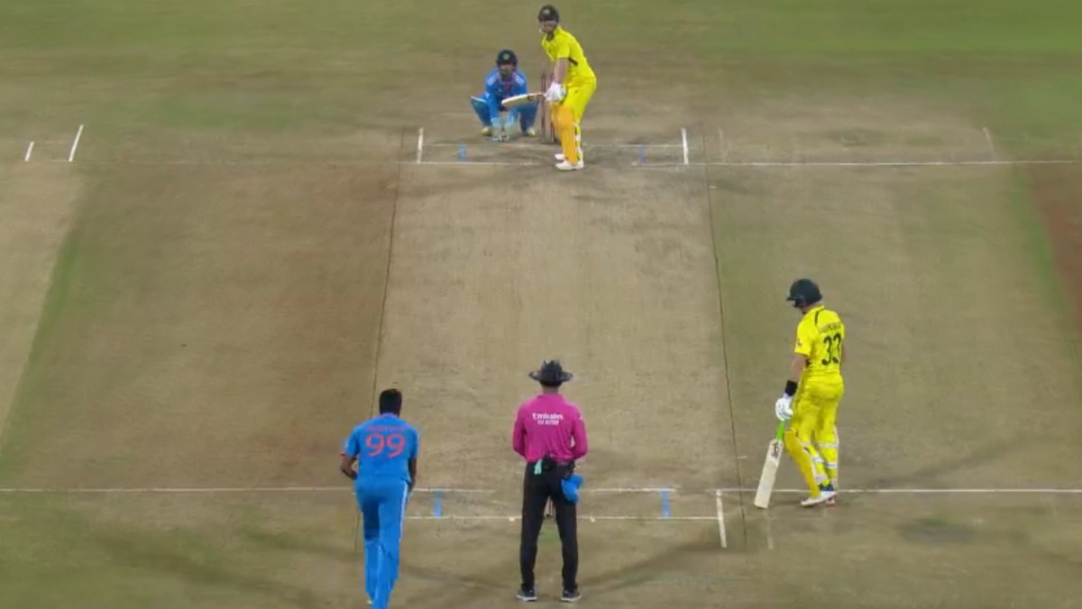 IND vs AUS: David Warner Right Hand Batting LBW by Ravichandran Ashwin