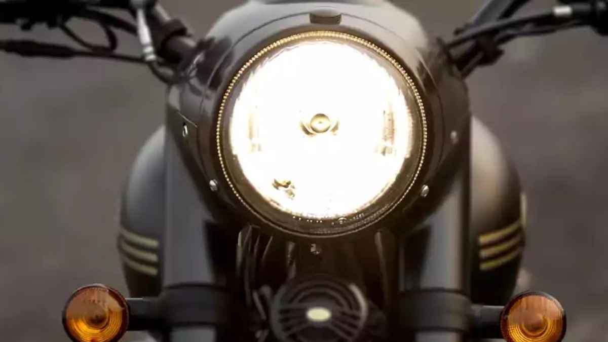 5 सेकंड में पकड़ती है रफ्तार, Royal Enfield की जानी दुश्मन है यह बाइक, माइलेज भी 30 की