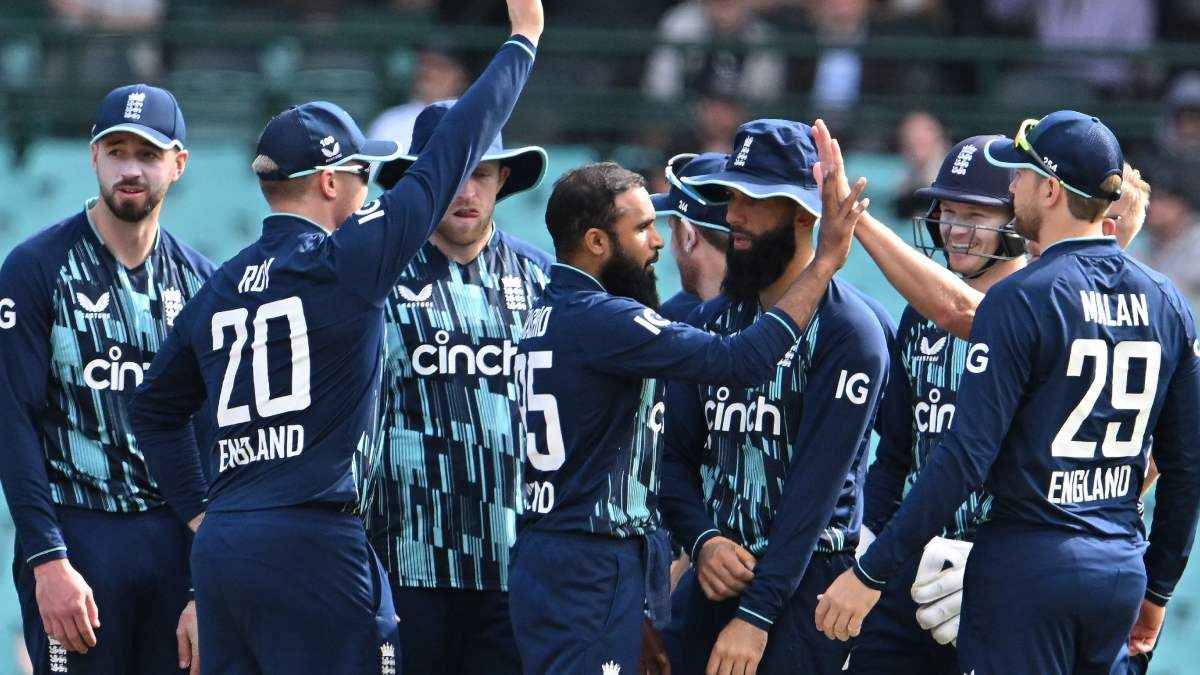 इंग्लैंड ने World Cup टीम में किया बड़ा बदलाव, तूफानी बल्लेबाज को मिली जगह