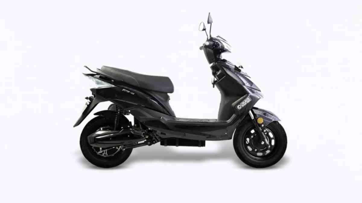 सिंगल चार्ज पर 80KM तक चलता है ये धांसू Electric Scooter, कीमत 1 लाख से कम