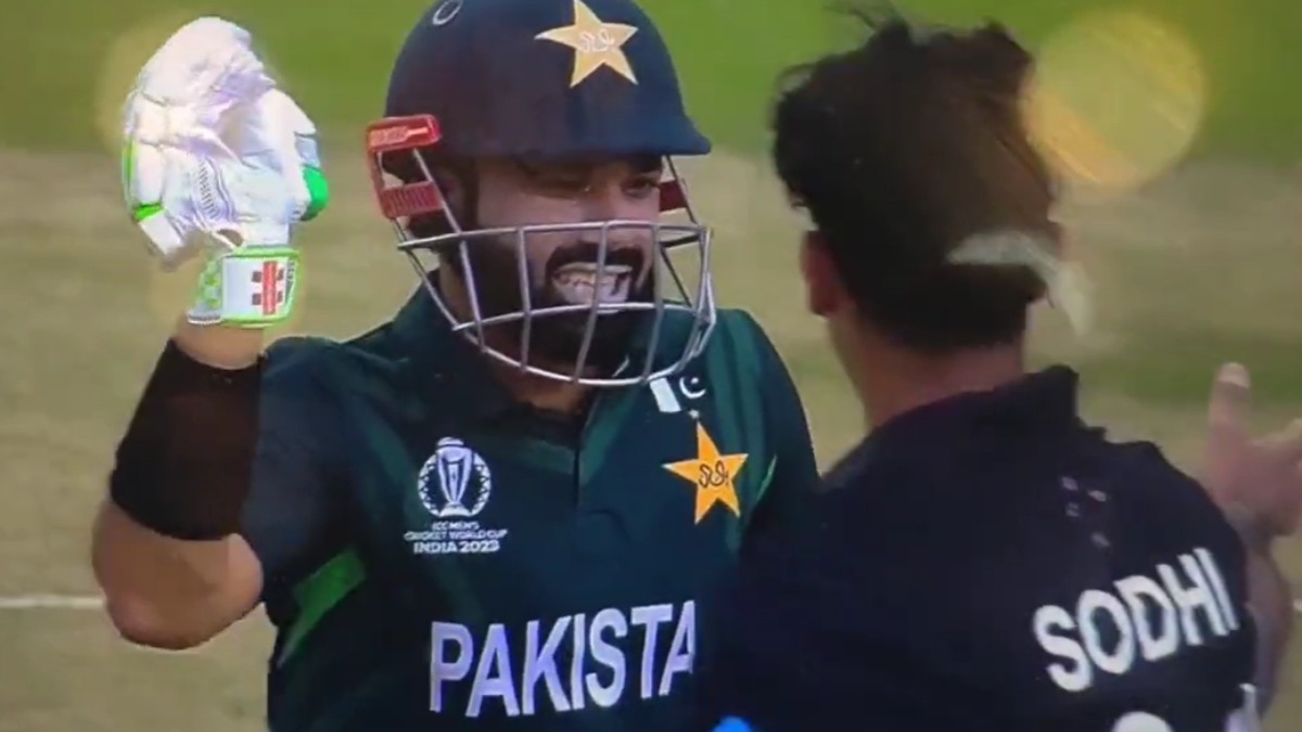 PAK vs NZ: Mohammad Rizwan Celebrates Babar Azam Wicket Hilariously With Ish Sodhi