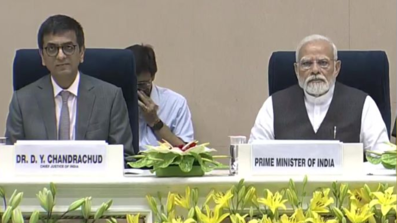 अब आम आदमी भी समझ सकेगा कानून, केंद्र सरकार बनाएगी भारतीय भाषाओं में आसान मसौदा