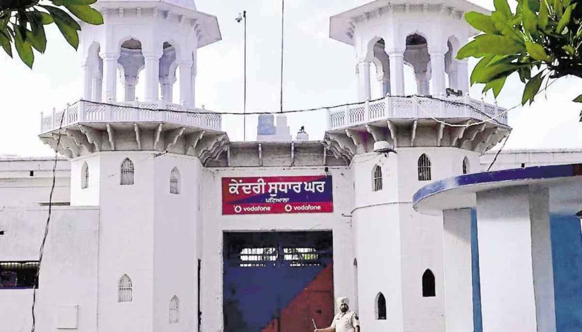 जेल में बंद यह तस्कर निकला पाक जासूस, मंगवाता था तबाही का सामान, ऐसे हुआ खुलासा