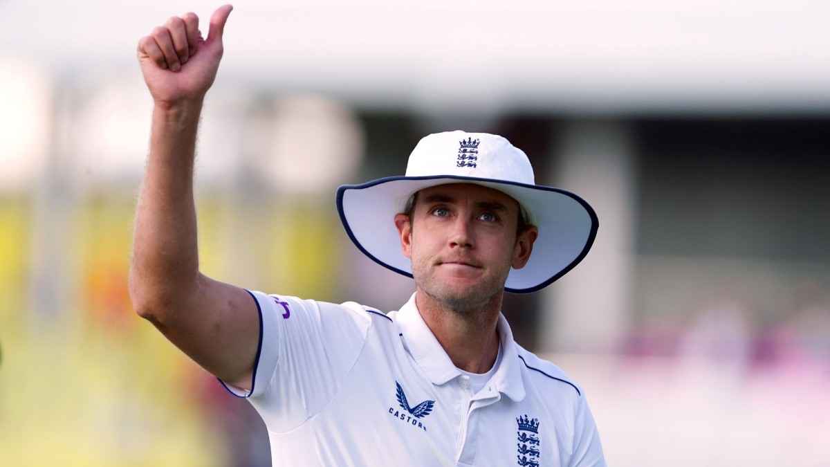 Stuart Broad Honourd By Trent Bridge Renamed Pavilion End