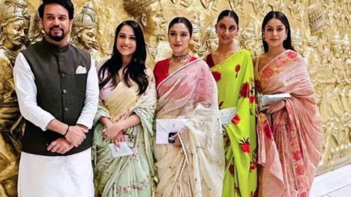 'Thank You For Coming' की टीम ने नए संसद भवन का किया दौरा, शहनाज गिल ने महिला आरक्षण बिल का किया समर्थन