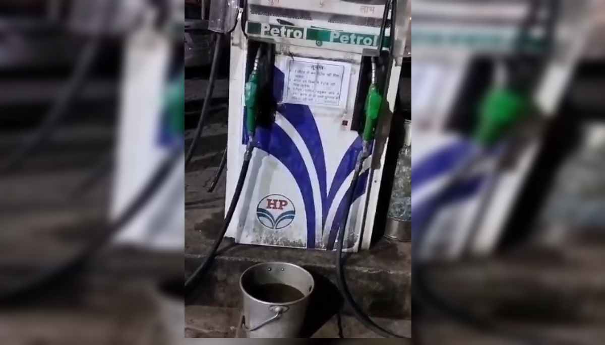 Water Came Out From Pump Instead of Petrol In Raipur