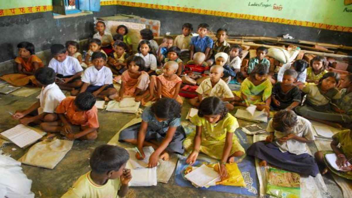 छात्र हो जाएं सावधान,बिहार सरकार ने काटे सरकारी स्कूल से 15000 छात्रों के नाम