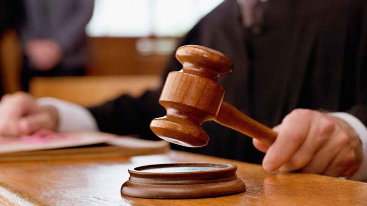 अलग रह रहे पति ने दोस्त बनाया, क्या इसे चीटिंग मान तलाक ले सकती है पत्नी? पढ़ें हाईकोर्ट की टिप्पणी