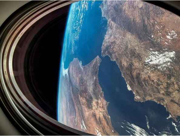 नासा ने जारी की स्पेसक्राफ्ट से खींची गई धरती की तस्वीर; जन्नत से भी ज्यादा खूबसूरत, देखते रह जाएंगे