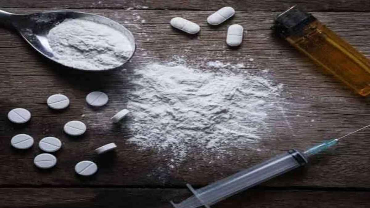 तस्करों ने अपनाया नया हथकंडा, चिट्टा के नाम पर बेच रहें पैरासिटामोल का पाउडर