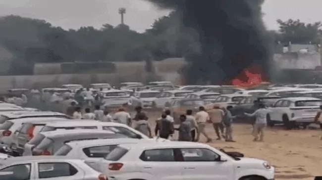 UP News, Prayagraj news. Fire in Maruti Suzuki Godown, Crime Case