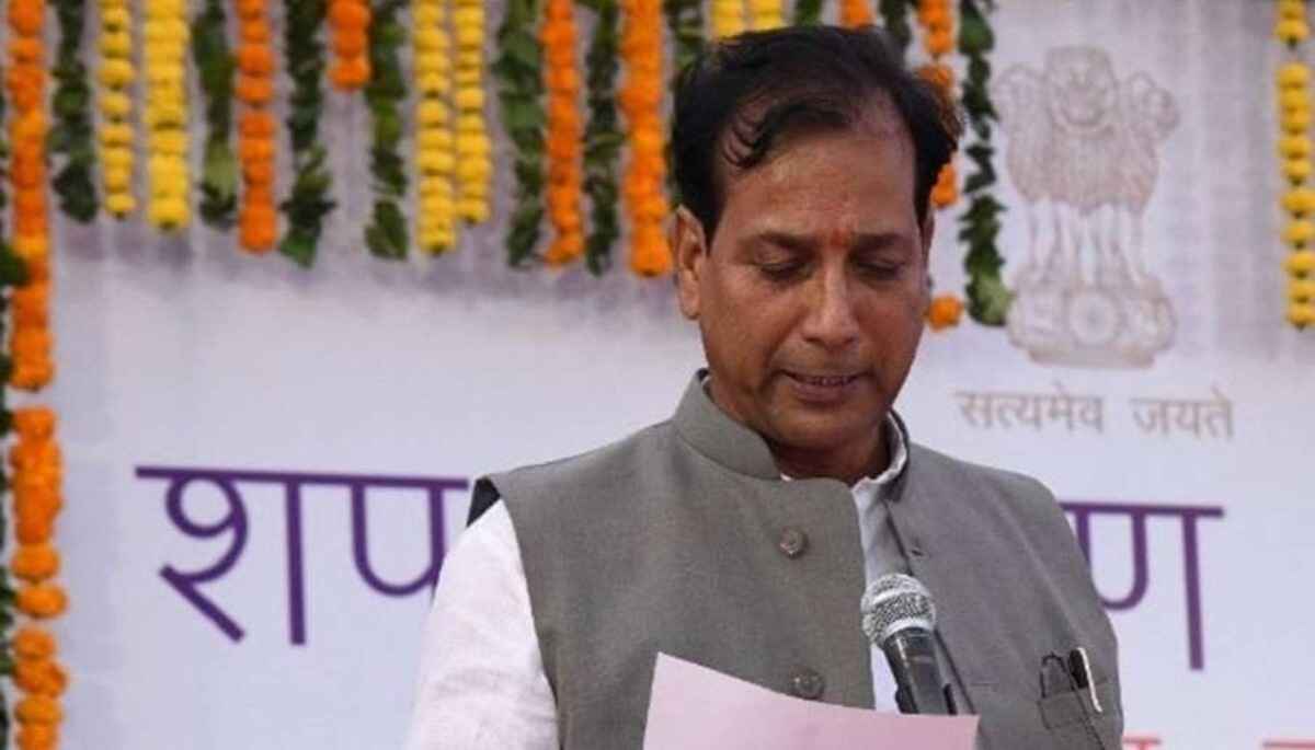 राजस्थान के पूर्व  विधायक ने ज्वाइन की शिवसेना, महाराष्ट्र सीएम बोले- उन्होने जनहित में छोड़ा मंत्री पद