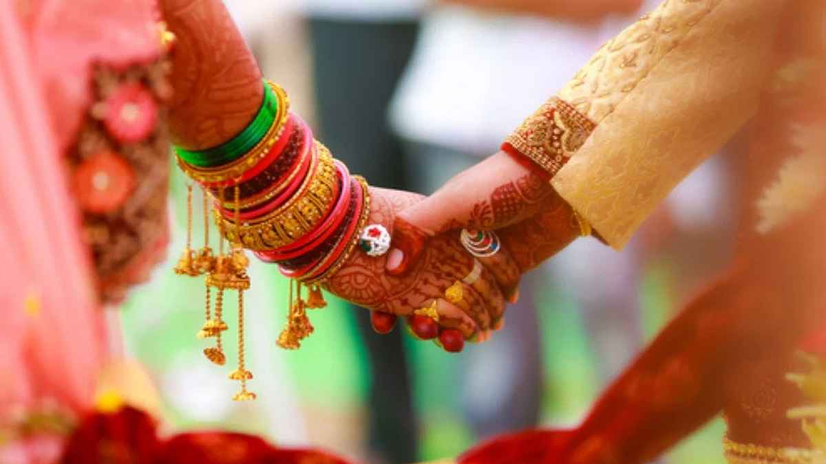 3 मिनट की शादी...कोर्ट मैरिज करते ही दुल्हे ने किया ऐसा काम, दुल्हन ने ले लिया तलाक