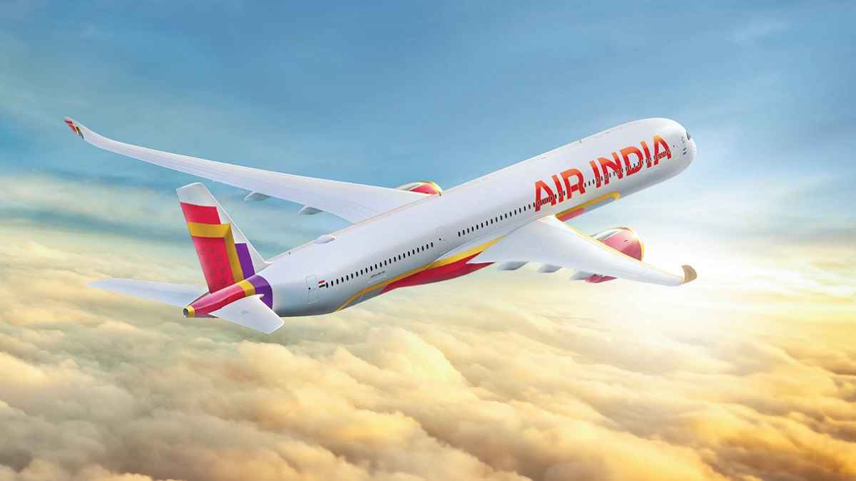 Air India को झटका, DGCA ने सेफ्टी चीफ को 30 दिन के लिए निलंबित किया, आरोप- सुरक्षा में बरती लापरवाही