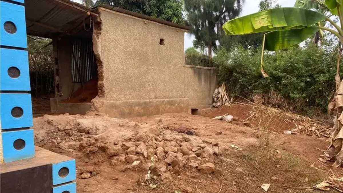 कॉल गर्ल्स को घर बुलाकर सामान लूट लेता था शख्स, पुलिस ने 'रसोई' खोली तो रह गई दंग