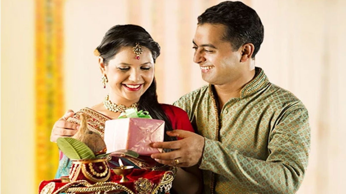 Best 5 Karwa Chauth Gifts for Mother-in-Law