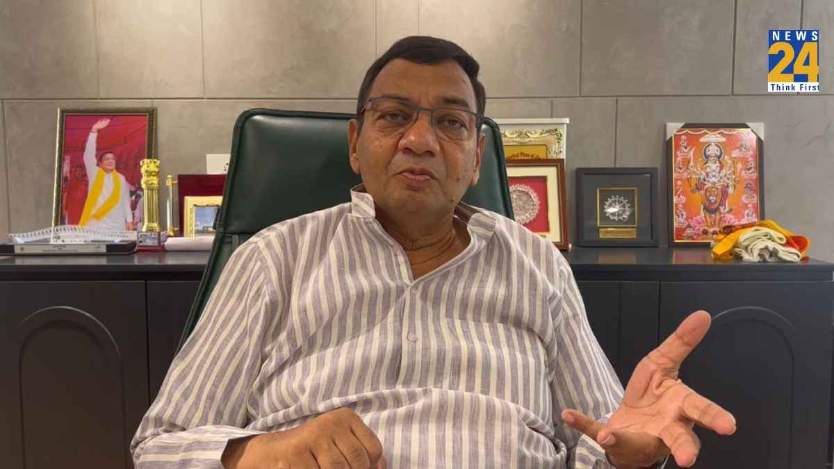 हरियाणा सरकार पर 'आप' ने बोला हमला, कहा- खट्टर सरकार में किसानों की सुध लेने वाला कोई नहीं
