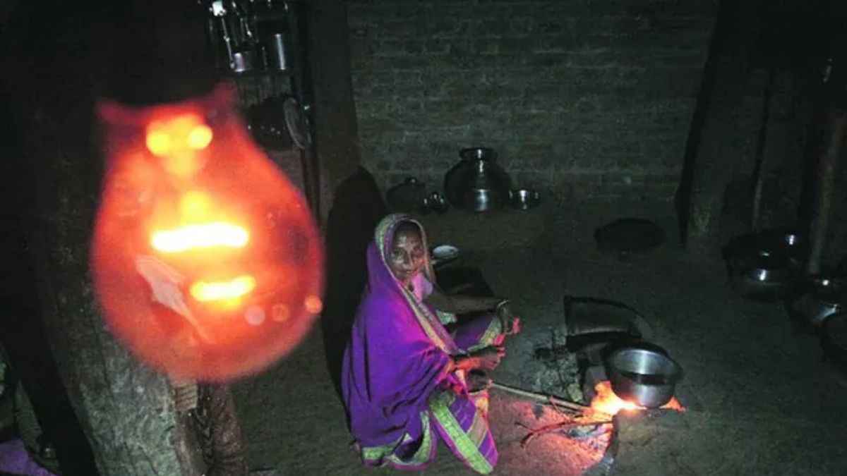 यूपी में दिवाली से पहले होगी बिजली सस्ती, 1 महीने में अब इतने रुपए की बचत