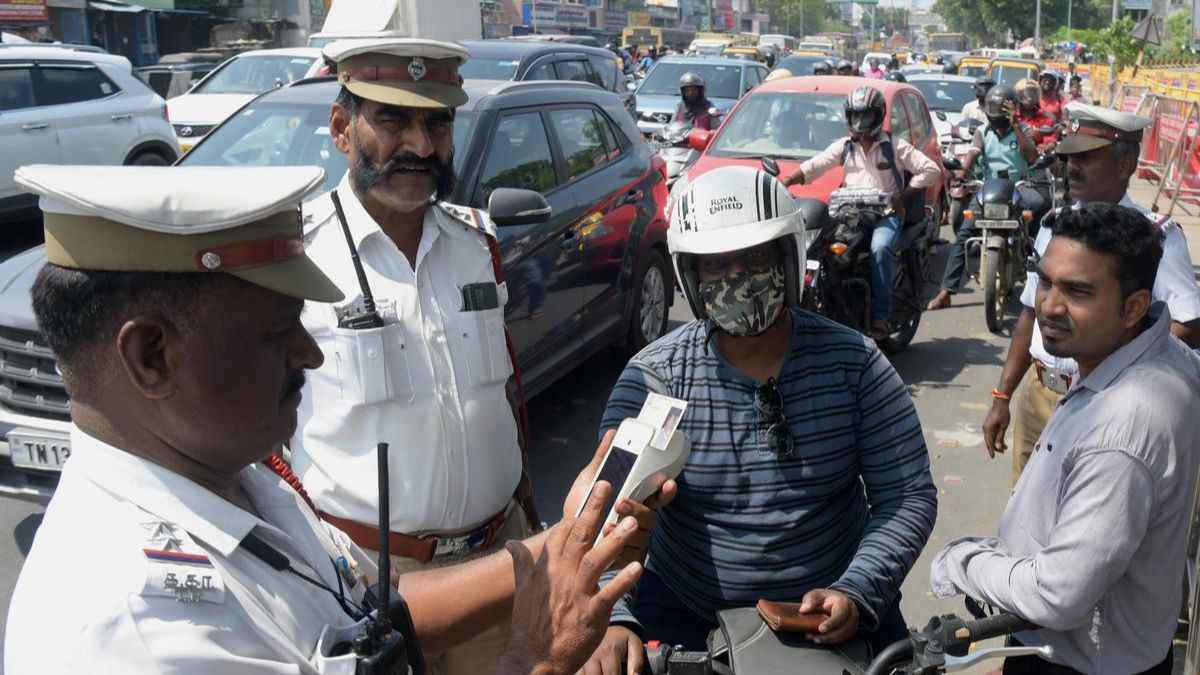 complaint against wrong traffic challan complaint against wrong traffic challan in delhi, wrong traffic challan complaint letter format,