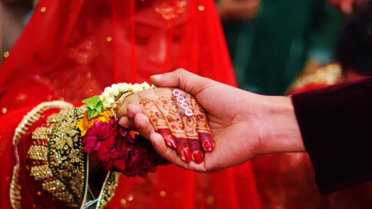 सीमा हैदर जैसा एक और मामला, बांग्लादेश से शादी रचाने आई 24 साल की शादीशुदा महिला