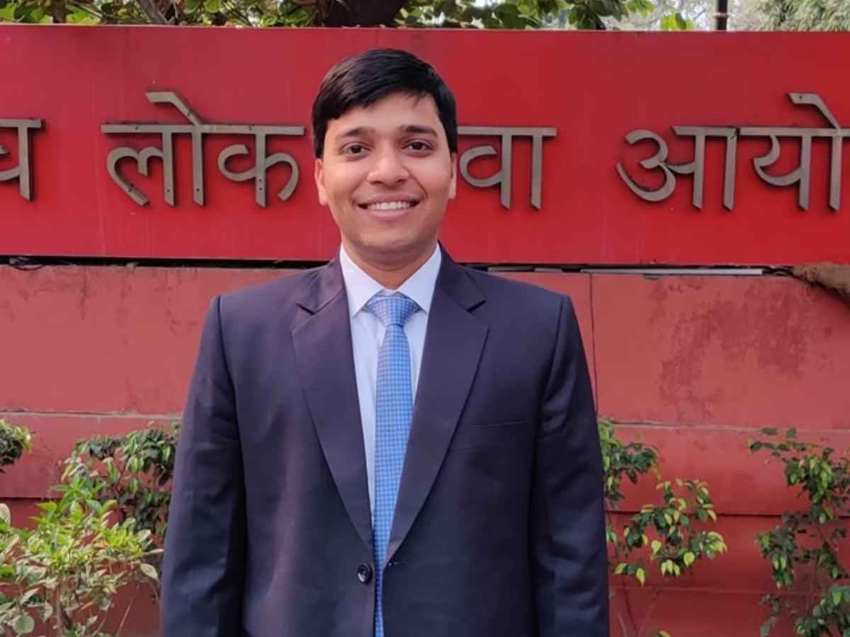 Success story, job, UPSC exam, IAS,