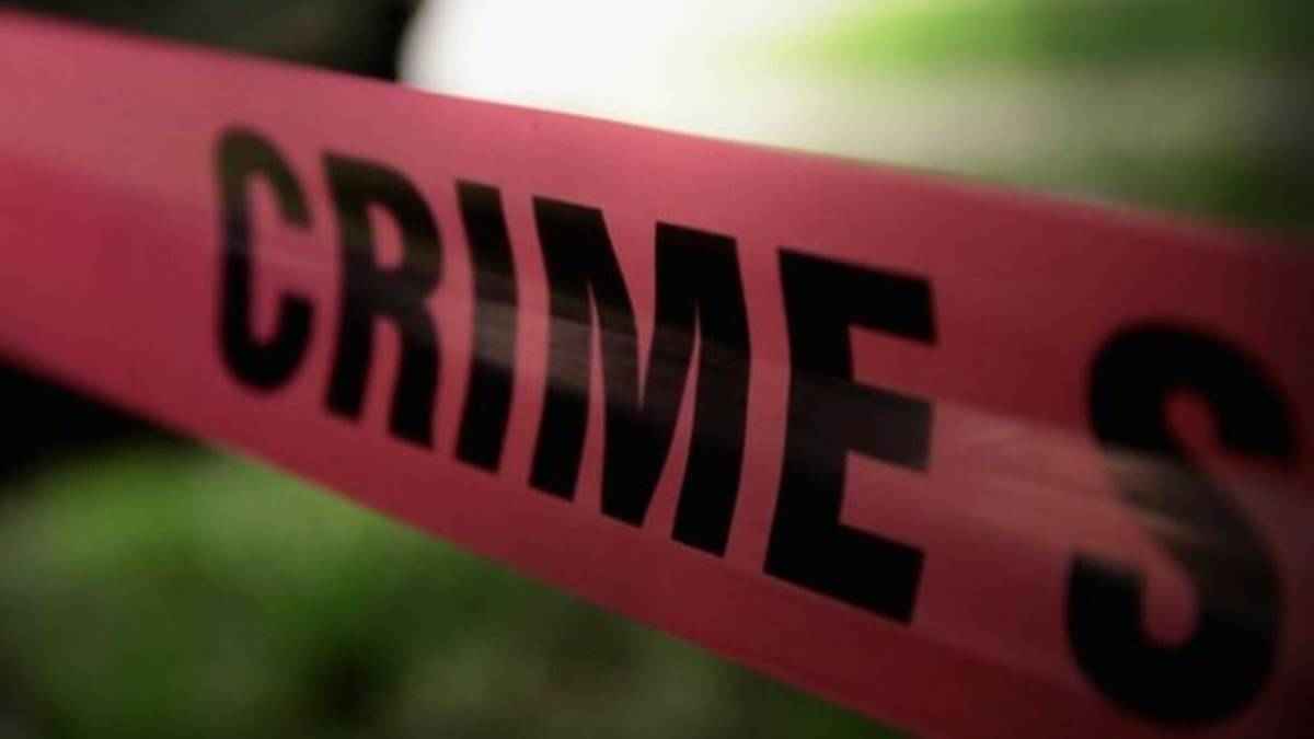पहले पत्नी को वीडियो कॉल करके बताया, फिर 5 साल के बेटे को फंदे पर लटकाया, खुद की भी ले ली जान