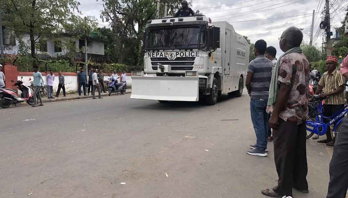 नेपाल में सांप्रदायिक तनाव, शांति मार्च निकाल रहे हिंदूओं पर बरसाएं पत्थर, यूपी में अलर्ट