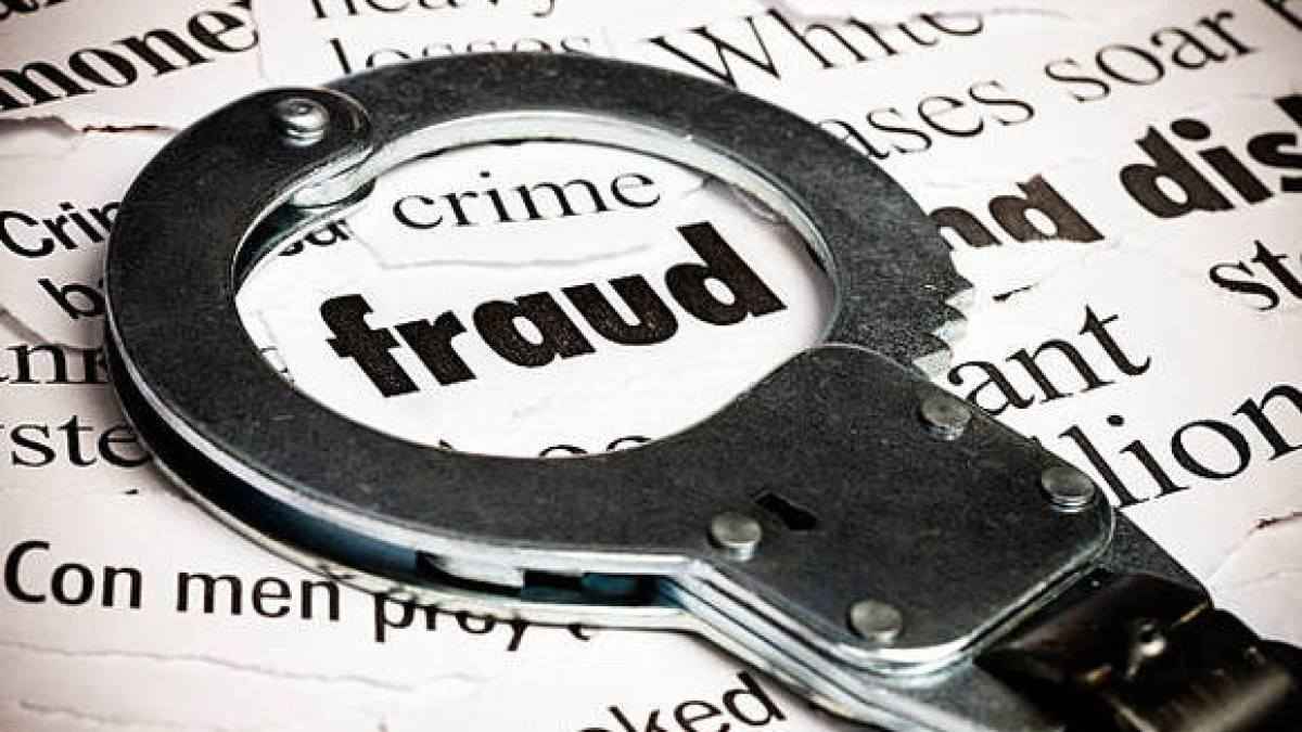 गुजरात में एक और फर्जी अधिकारी मिला, PMO ऑफिसर बनकर लगा रहा था चूना, CBI ने दर्ज किया केस