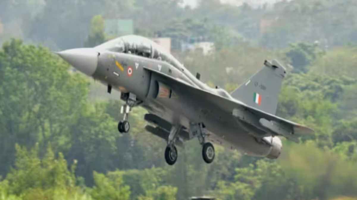 HAL new Twin Seater Trainer Aircraft Tejas Mark 1