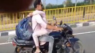 Hapur Video, Viral Video, Romance Video, Romance on Bike, UP News, Viral News