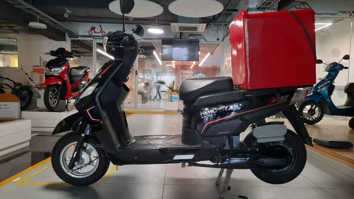 130 km की रेंज, महज 4 घंटे में चार्ज, Hero के इलेक्ट्रिक स्कूटर ने मचाया धमाल
