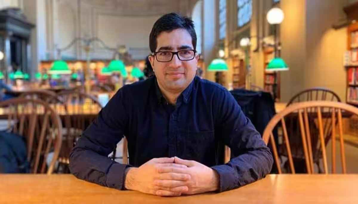 'भारतीय मुसलमान हमास के साथ खड़े हैं...' यूजर्स के इस कमेंट पर भड़के IAS शाह फैसल