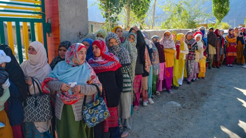 J&K Election:आर्टिकल 370 हटने के बाद लद्दाख में हुआ पहला चुनाव, कांग्रेस और एनसी ने मारी बाजी, बीजेपी 2 सीटों पर सिमटी