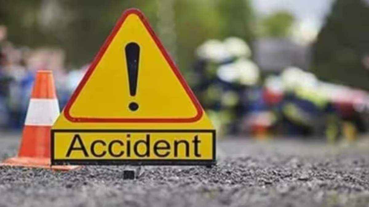मध्य प्रदेश में टैंकर ने बाइक को मारी टक्कर, पति-पत्नी की मौत, तीन माह का बेटा घायल