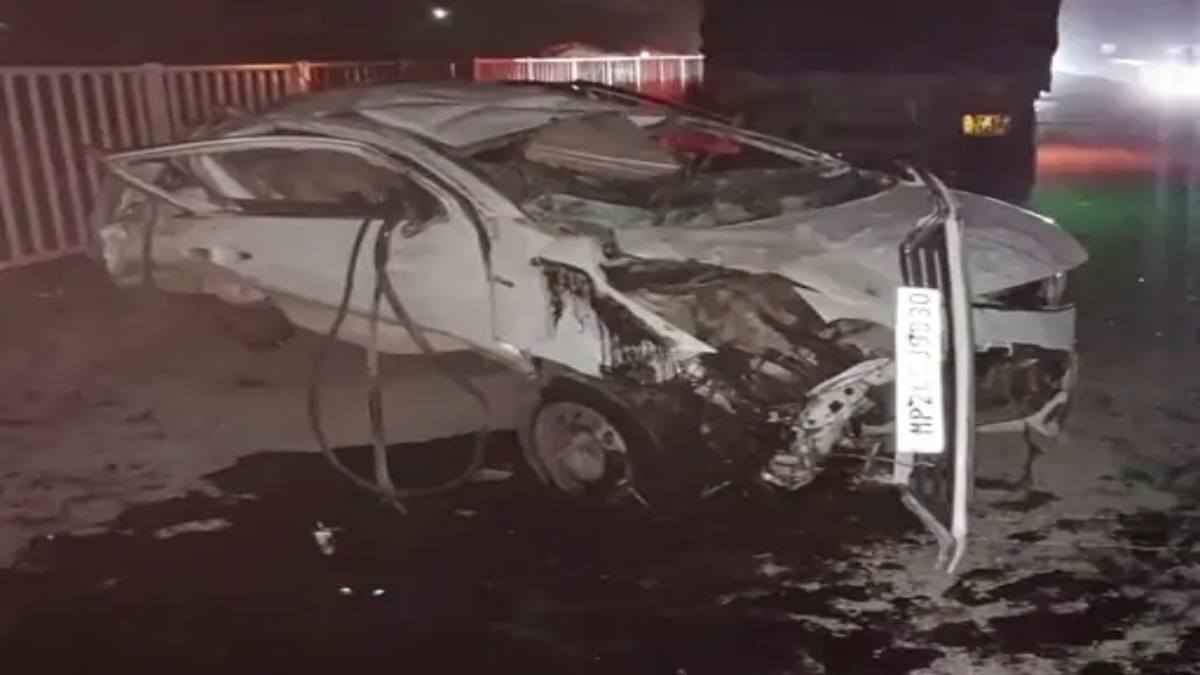 मध्य प्रदेश में कार-ट्रक में टक्कर, 3 लोगों की मौके पर मौत, रीवा से जबलपुर जा रहे थे तीनों