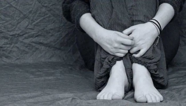 Father Circulates Daughter Private videos