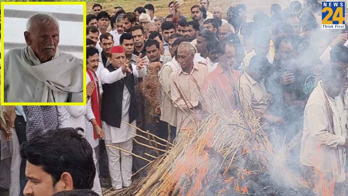 मुलायम सिंह यादव के बड़े भाई अतर सिंह का निधन, अंत्येष्टि में पहुंचे अखिलेश यादव, Video