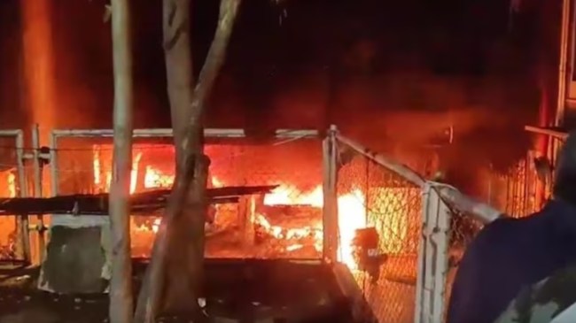 मुंबई के गोरेगांव में पांच मंजिला बिल्डिंग में लगी आग, सात की मौत, पीएम मोदी ने किया मुआवजे का एलान