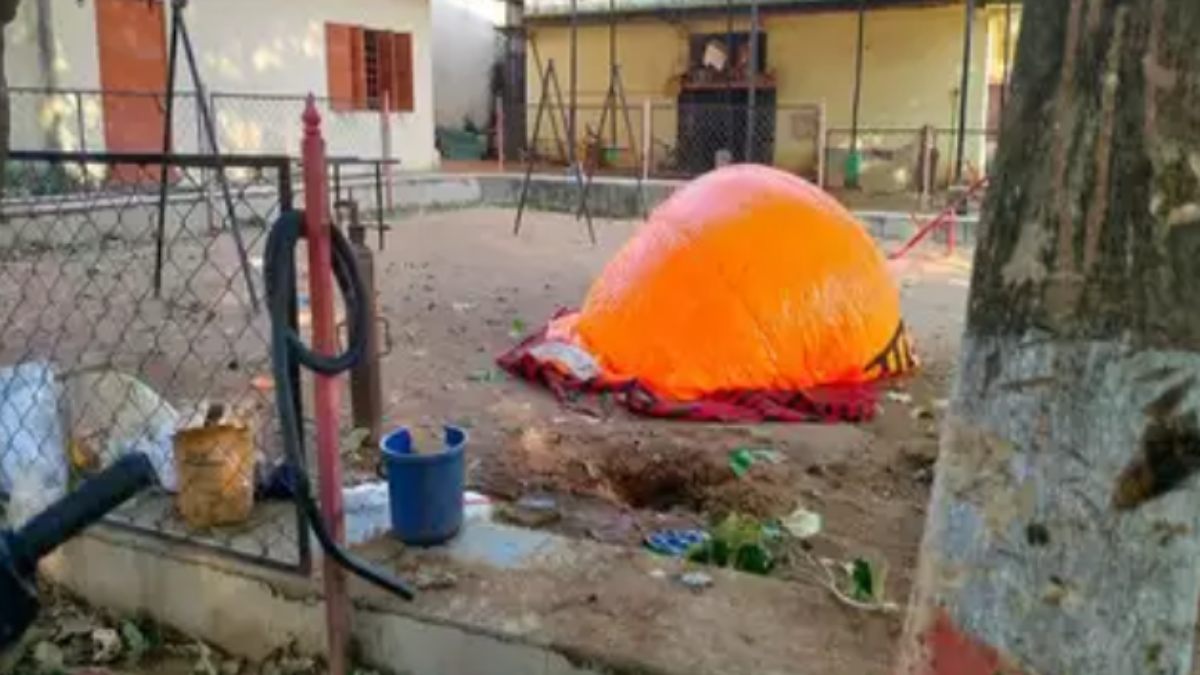 Nitrogen Sky balloon burst in school, Chhattisgarh News, Crime News, Chhattisgarh Crime News