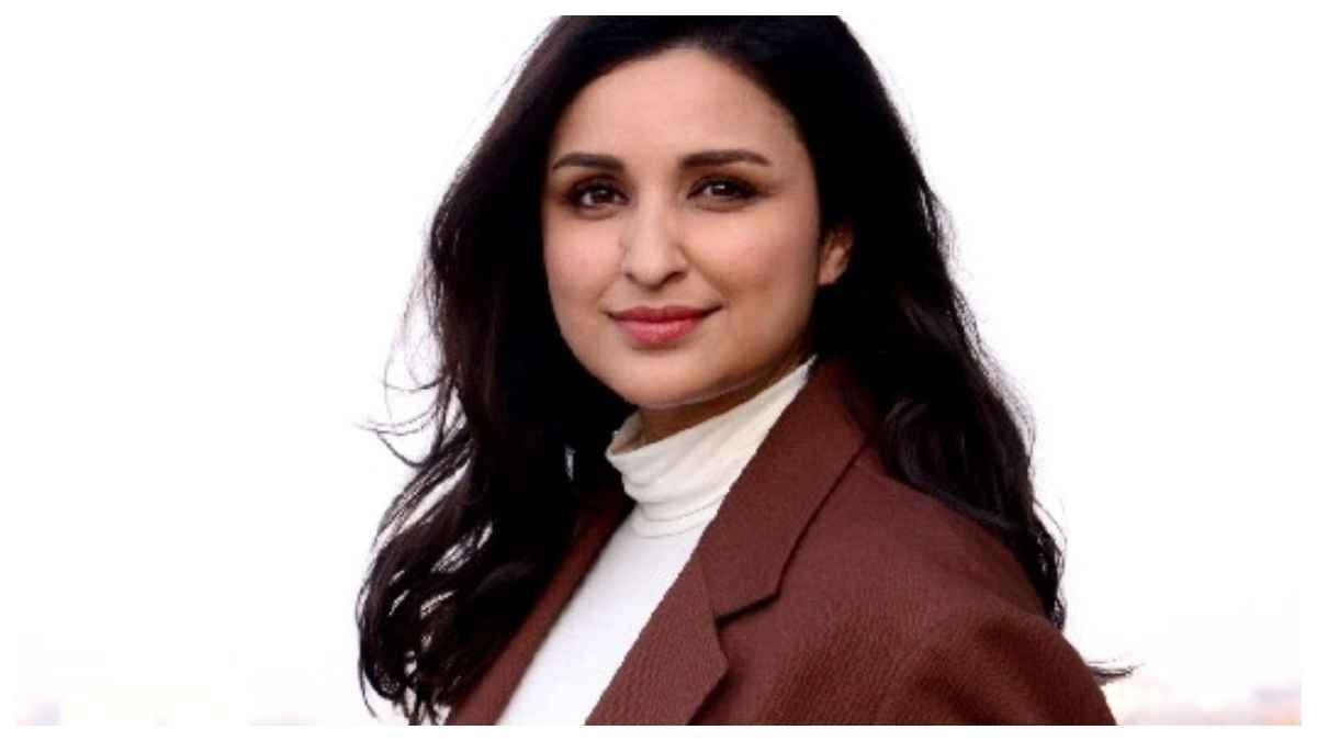 पिंक चूड़ा, मांग में सिंदूर... Parineeti Chopra के लुक पर दिल हारे फैंस, एक्ट्रेस का वीडियो वायरल